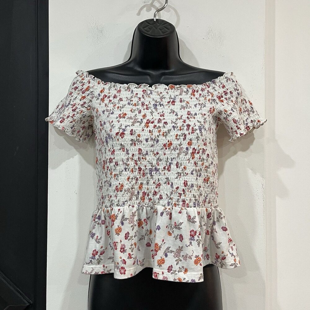 American Eagle Off The Shoulder Floral Smocked Crop Top Size Medium